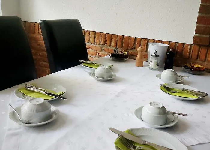 בית הארחה Forstgut Waldeck 3*